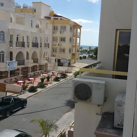 Nondas Hill Apts Hotel apartamentowy 3*