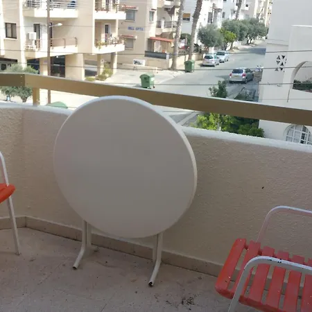 Aparthotel Nondas Hill Apts Larnaka