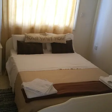 Nondas Hill Apts 3* Larnaka