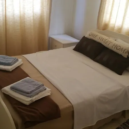 Nondas Hill Apts Lejlighedshotel Larnaca