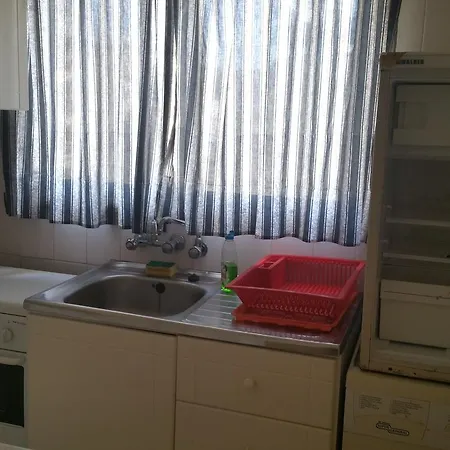 Nondas Hill Apts Lejlighedshotel 3*