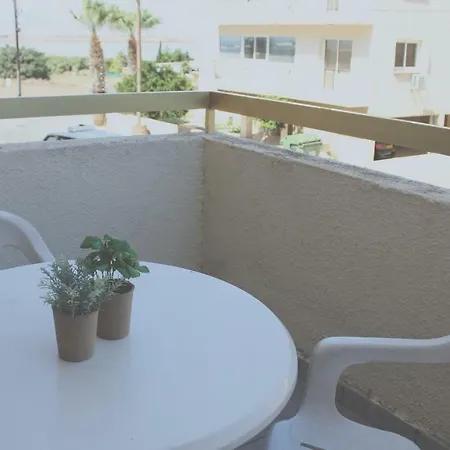 Nondas Hill Apts Larnaka