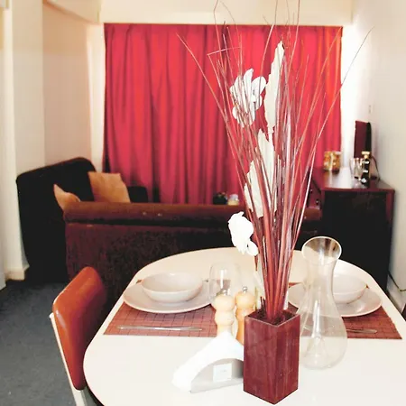 Nondas Hill Apts Aparthotel