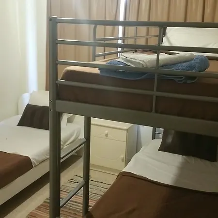 Nondas Hill Apts 3* 라르나카
